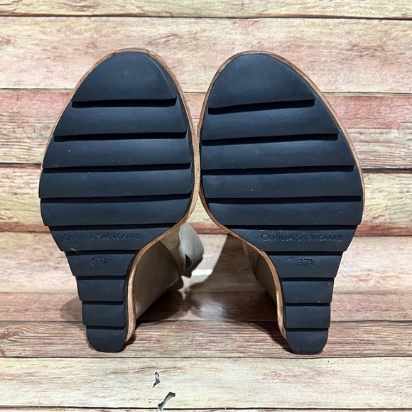 Camilla Skovgaard Brown Suede Slingback Wedge Sandals - Picture 7 of 8